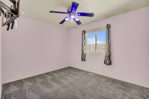 2115 Fremont Crest Ave, Syracuse, UT 84075 - Photo 9