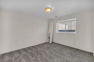 2115 Fremont Crest Ave, Syracuse, UT 84075 - Photo 23