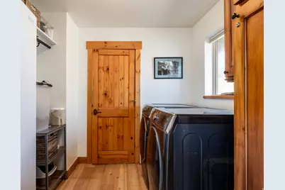 277 E Crestview Dr, Wanship, UT 84017 - Photo 33