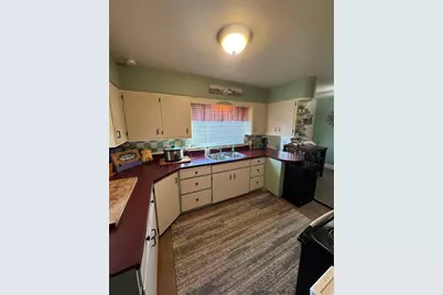 158 W 100 S, Moroni, UT 84646 - Photo 5