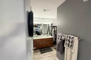 6929 S Vlg Hvn Dr, Midvale, UT 84047 - Photo 15