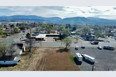 495 N Main St, Beaver, UT 84713 - Photo 9