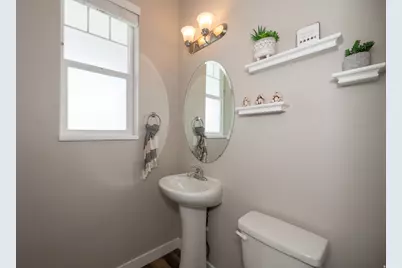 794 W Star Spangled Dr, Riverton, UT 84065 - Photo 17