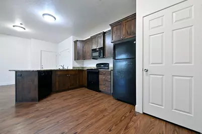 3602 S 4200 W, West Valley, UT 84120 - Photo 7