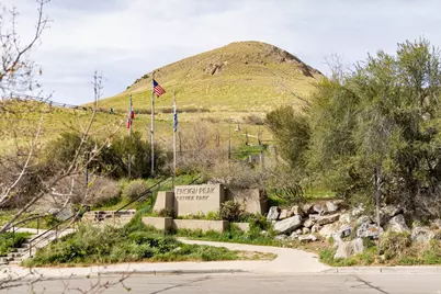 195 E North Sandrun Rd, Salt Lake City, UT 84103 - Photo 95