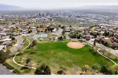 195 E North Sandrun Rd, Salt Lake City, UT 84103 - Photo 107