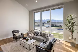 195 E N Sandrun Rd, Salt Lake City, UT 84103 - Photo 5