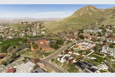 195 E North Sandrun Rd, Salt Lake City, UT 84103 - Photo 91