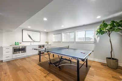 195 E North Sandrun Rd, Salt Lake City, UT 84103 - Photo 25