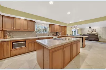 1109 E Sherwood Dr, Kaysville, UT 84037 - Photo 11