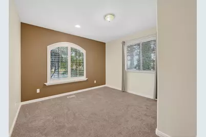 1109 E Sherwood Dr, Kaysville, UT 84037 - Photo 29