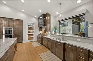 10872 S Reta View Ct, South Jordan, UT 84095 - Photo 17