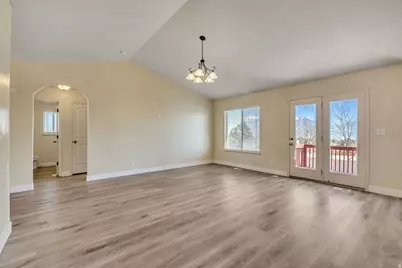 3964 S Starlight Dr, Saratoga Springs, UT 84045 - Photo 5