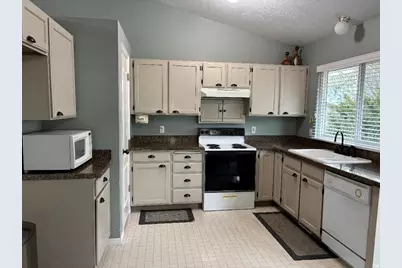 2423 W Sugar Pl, West Jordan, UT 84088 - Photo 5