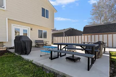 993 N White Pine Dr E, Tooele, UT 84074 - Photo 5