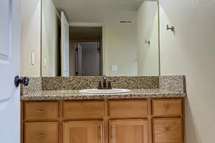 5770 S 900 E, Murray, UT 84121 - Photo 13