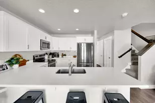 216 N 1750 W, Mapleton, UT 84664 - Photo 9