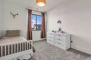 998 W 1950 N, West Bountiful, UT 84087 - Photo 51