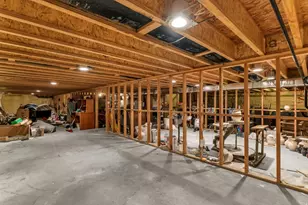 998 W 1950 N, West Bountiful, UT 84087 - Photo 55