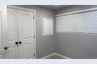 782 E 900 N, Layton, UT 84041 - Photo 9