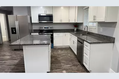 782 E 900 N, Layton, UT 84041 - Photo 7