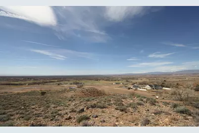 10495 E 7750 N, Lapoint, UT 84039 - Photo 19