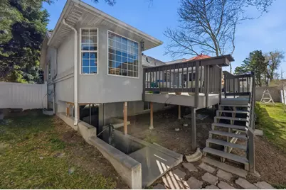 1093 E Birchbrook Cir, Cottonwood Heights, UT 84047 - Photo 35