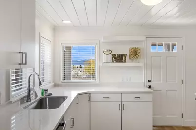 199 N 300 W, Garden City, UT 84028 - Photo 15