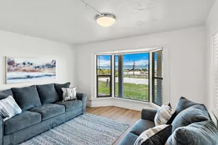 199 N 300 W, Garden City, UT 84028 - Photo 9