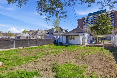 2335 S Monroe Blvd E, Ogden, UT 84401 - Photo 35