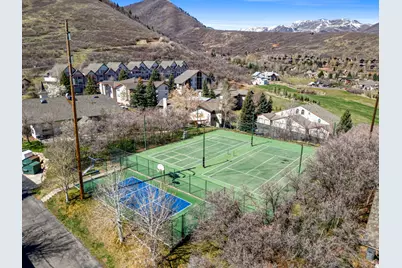 882 W Schneitter Cir, Midway, UT 84049 - Photo 35