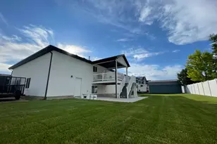 3834 N 2550 W, Farr West, UT 84404 - Photo 31