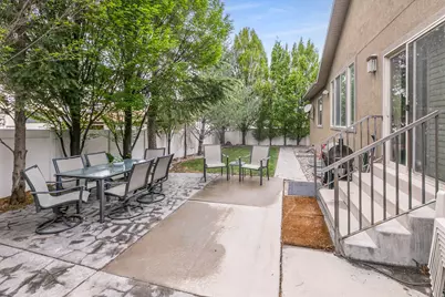 51 W Stauffer Ln S, Murray, UT 84107 - Photo 33