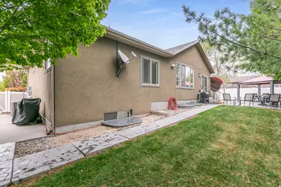 51 W Stauffer Ln S, Murray, UT 84107 - Photo 35