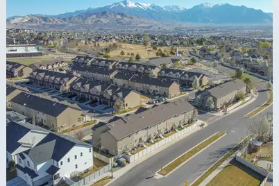 683 W Saratoga Chase Dr, Saratoga Springs, UT 84045 - Photo 31