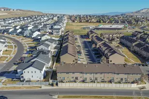 683 W Saratoga Chase Dr, Saratoga Springs, UT 84045 - Photo 33