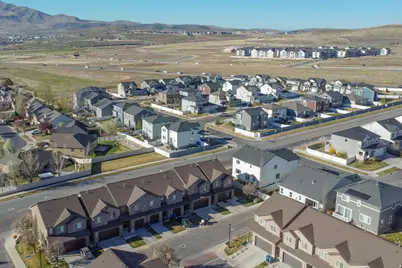 683 W Saratoga Chase Dr, Saratoga Springs, UT 84045 - Photo 27