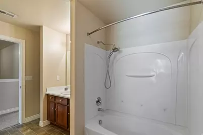 683 W Saratoga Chase Dr, Saratoga Springs, UT 84045 - Photo 21