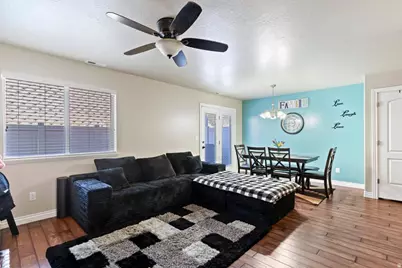 1809 E Whitetail Dr, Layton, UT 84040 - Photo 7