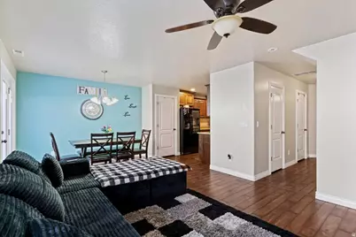 1809 E Whitetail Dr, Layton, UT 84040 - Photo 5