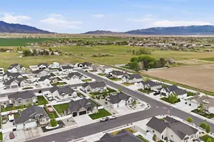 236 E Briarwood Ln, Stansbury Park, UT 84074 - Photo 41