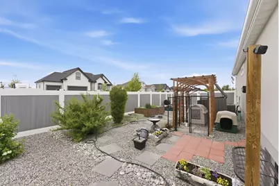 236 E Briarwood Ln, Stansbury Park, UT 84074 - Photo 37