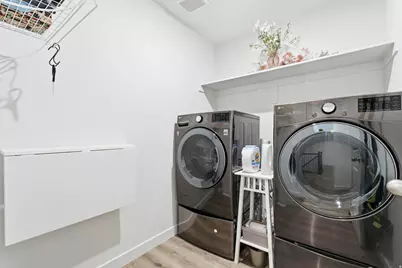 236 E Briarwood Ln, Stansbury Park, UT 84074 - Photo 17