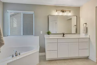 1596 W Quailhill Rd, Saratoga Springs, UT 84045 - Photo 15