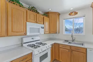 5335 S Sydette Circle, Taylorsville, UT 84129 - Photo 9