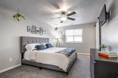 968 S 970 W, Woods Cross, UT 84087 - Photo 9