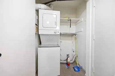 2122 E Georgetown, Millcreek, UT 84109 - Photo 21