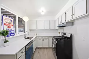 2122 E Georgetown, Millcreek, UT 84109 - Photo 11