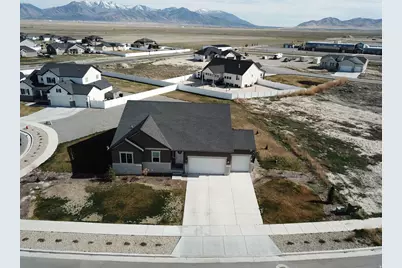 635 S Chan Dr E, Grantsville, UT 84029 - Photo 29