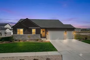 635 S Chan Dr E, Grantsville, UT 84029 - Photo 1